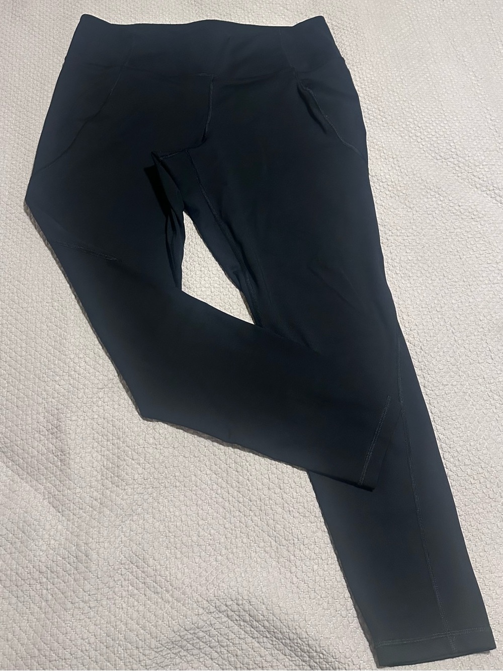 Lane Bryant plus 18/20 Black Performance Joggers — Comfortable Everyday Stretch - Picture 3 of 10